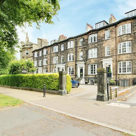 Daire The Nook With Parking Harrogate