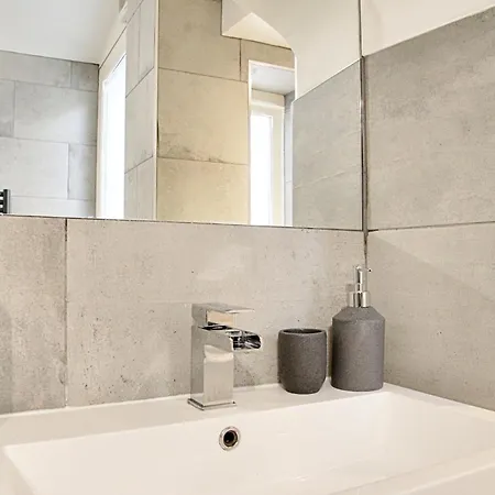 Daire The Nook With Parking