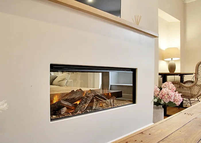 The Nook With Parking, Sleeps 2