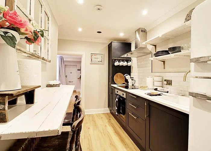 The Nook With Parking, Sleeps 2